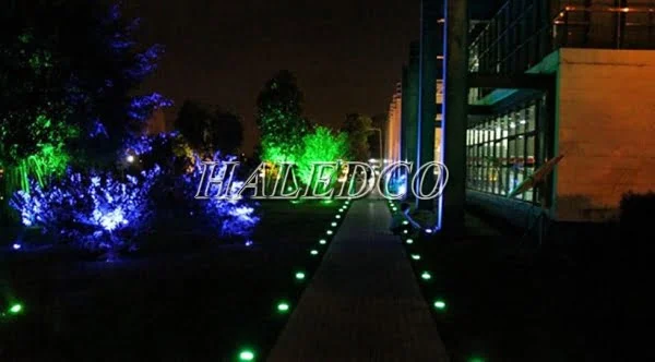 Ứng dụng chiếu sáng của đèn LED âm đất HLUG1-5 RGB