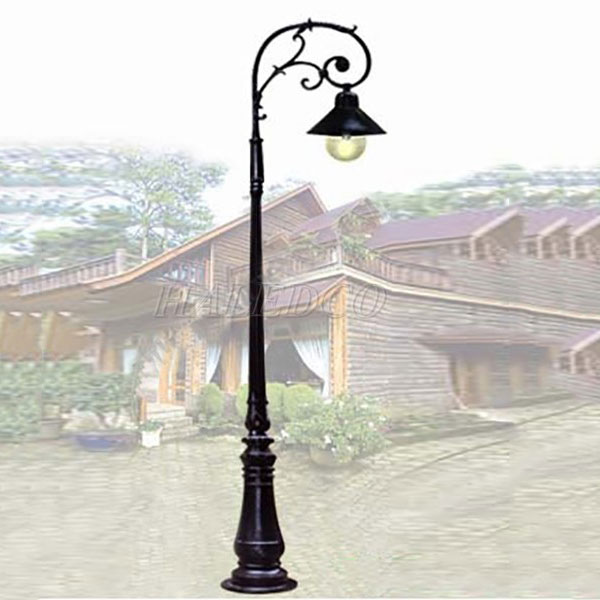Kiểu dáng cột đèn sân vườn 1 bóng HLV06-CH09-1-1MCT